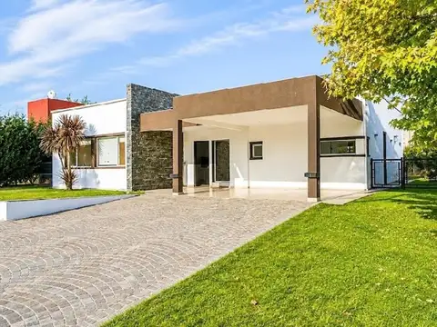 VENTA CASA CANNING 