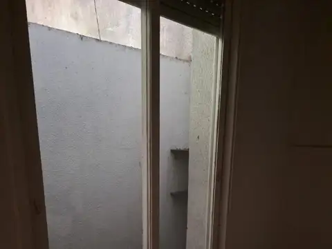 Depto Tipo Casa 5 ambientes con 2 baños