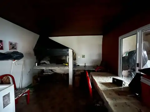 Vendo Casa Con Dos Dormitorios en Caseros, Entre Ríos.