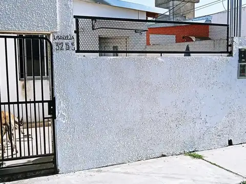 Lavalleja 3200