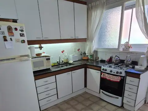 Departamento 4 ambientes con 2 baños