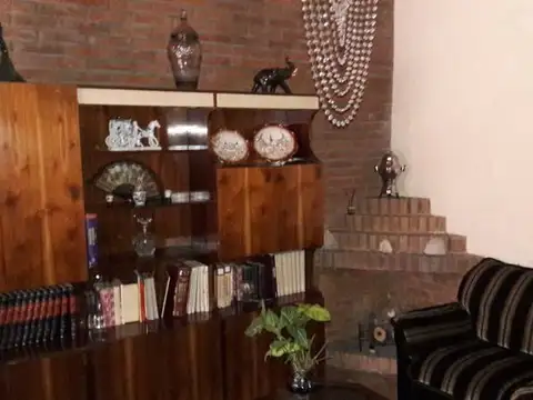 Casa en Venta en Mataderos, USD 200.000