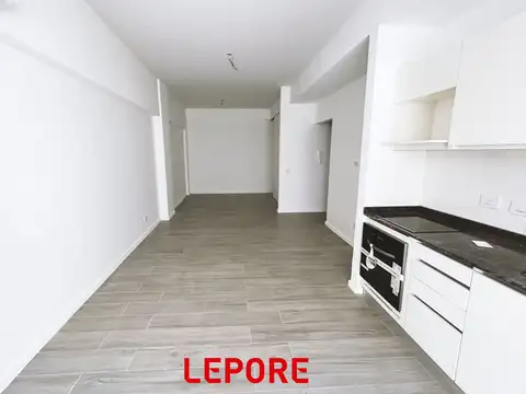 ECUADOR 1300, Piso PB