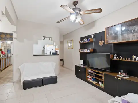 Depto Tipo Casa en Venta con 1 cocheras