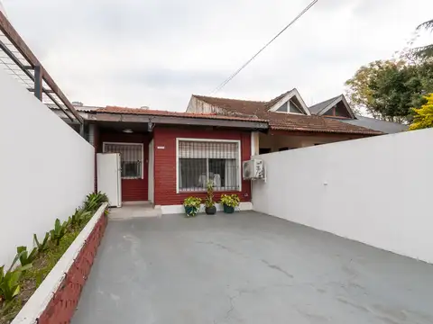 Depto Tipo Casa 4 ambientes con 1 baño