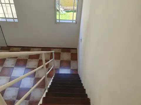 Caracas 900, Piso 1