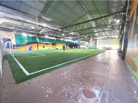 32 Entre 7 Y 8, La Plata