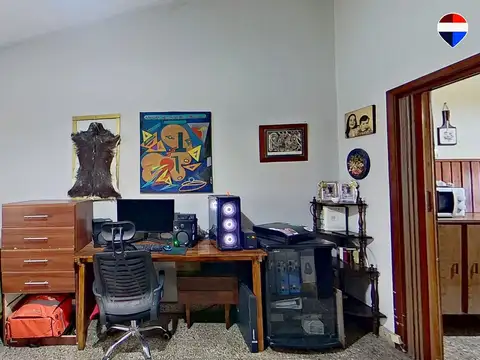 VENTA CASA 3 AMBIENTES PATIO COCHERA EZPELETA