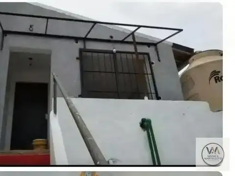 Casa 5 ambientes con 4 baños