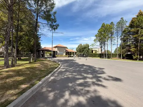 Casa en Venta en Russell, USD 46.000