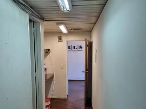 Oficina en alquiler - 2 Baños - Monserrat