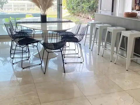 Departamento en Alquiler en Bouquet, USD 2.000