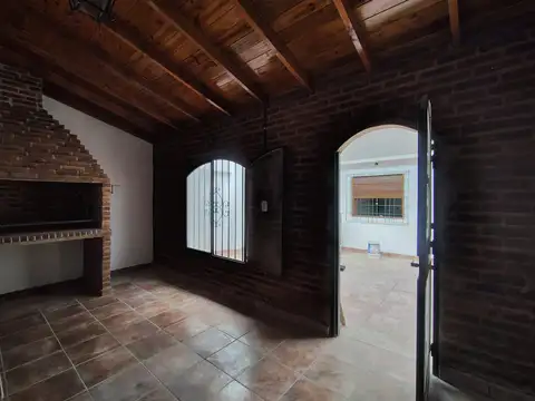 Depto Tipo Casa en Venta en Flores, USD 209.900