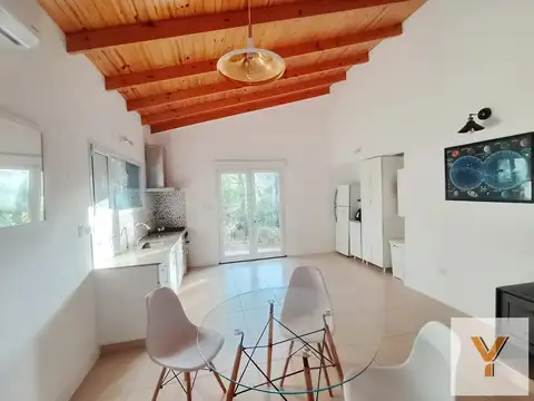 Casa en Venta con 4 cocheras