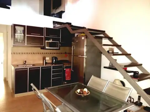 Depto Tipo Casa en Alquiler de 2 dormitorios