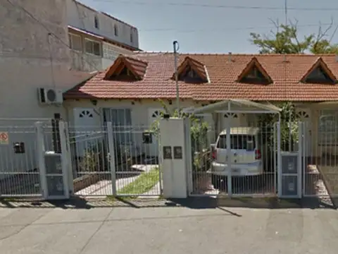 Depto Tipo Casa en Alquiler de 2 dormitorios