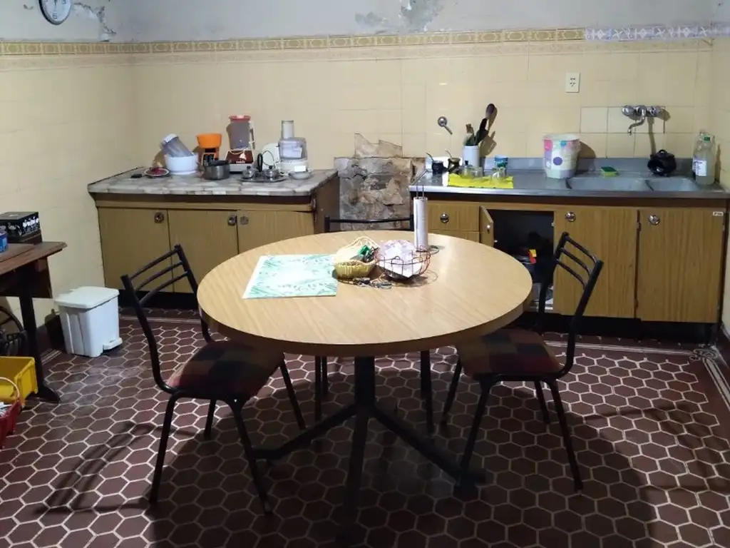 Casa - 2 dormitorios | 2 baños | Bueno | Sudeste