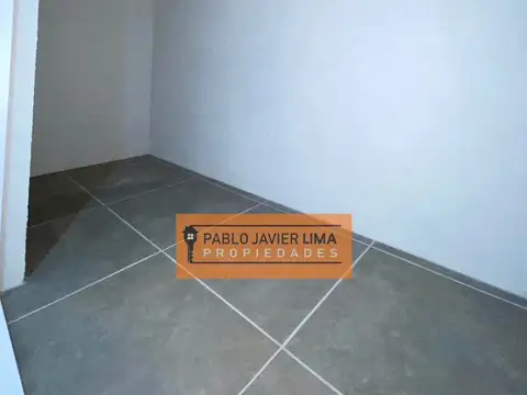 Depto Tipo Casa en Alquiler en Villa Sarmiento, $ 650.000