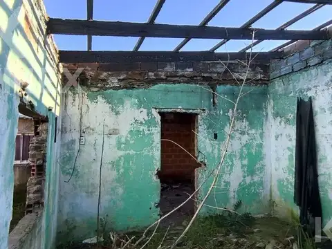 Casa 3 ambientes con 1 baño