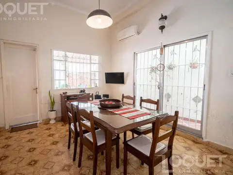 Casa 5 ambientes con 2 baños