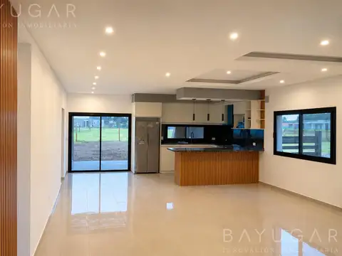 Venta Casa - Barrio Santa Sofia - A ESTRENAR