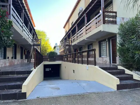 Del Cangrejo e/ Avenida De las Artes y Del Centauro