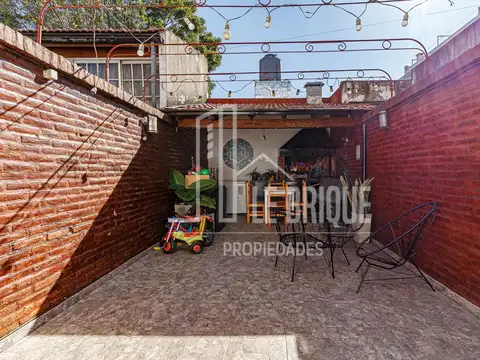 Depto Tipo Casa en Venta de 4 ambientes