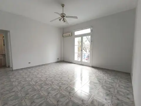 Depto Tipo Casa en Venta al Este