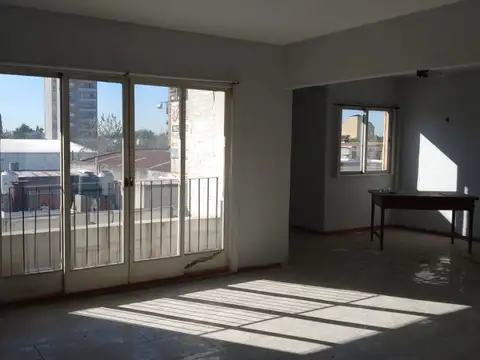 Local en Venta en San Miguel, USD 1.000.000