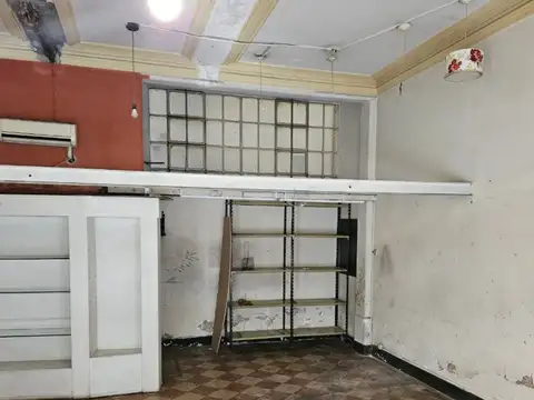 Local en Alquiler Via Pública