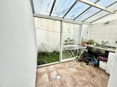 Casa 4 ambientes con 1 baño