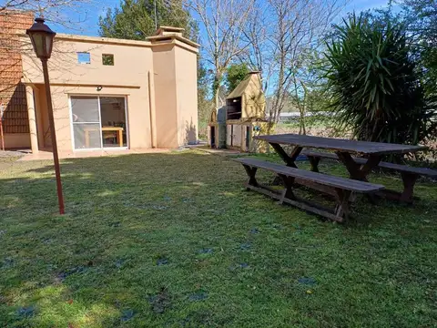 CASA  VENTA  BARRIO CERRADO ESTANCIA CHICA