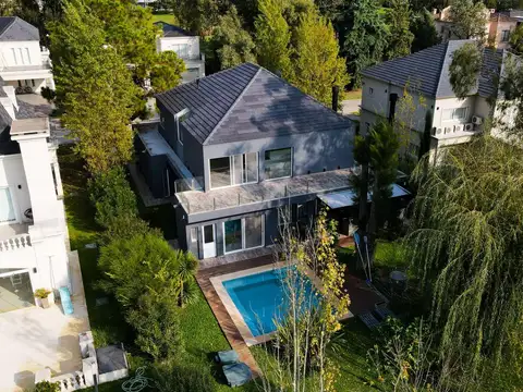 HERMOSA PROPIEDAD A LA VENTA EN ST THOMAS OESTE