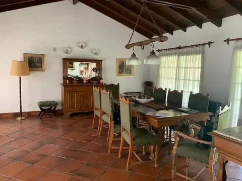 Casa en Alquiler de 5 dormitorios