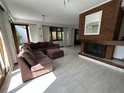 Casa en Alquiler Temporal de 5 dormitorios