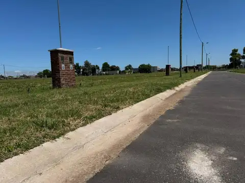 LOTES EN ZELAYA, PILAR. PERIMETRADO + TODOS LOS SERVICIOS