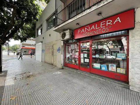 Local en Constitución