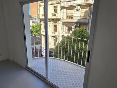 VENTA DEPARTAMENTO 3 AMBIENTES CON BALCON – BALVANERA