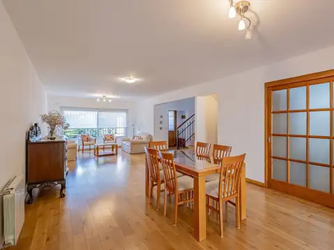 CASA 7 AMB BARRIO INGLES HURLINGHAM - APTO CREDITO
