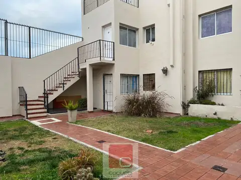 Bernardo Ortiz 220,PA.Depto 19.Godoy Cruz
