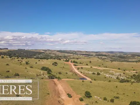 Chacras de 5 ha en fraccionamiento Sierras del Edén ruta 12