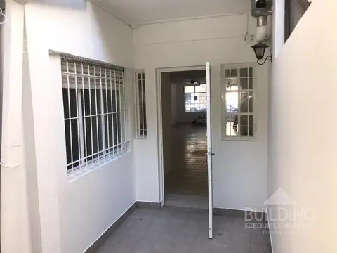 Local en Venta 25 años