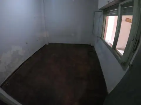 Pellegrini, Carlos 3700