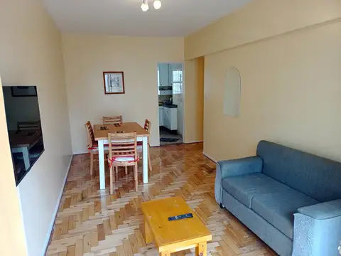 DUEÑO DIRECTO. Departamento en alquiler amoblado en Flores