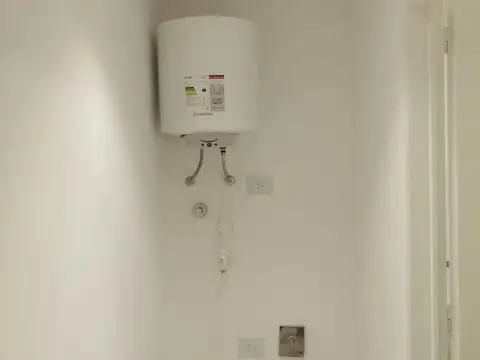 Departamento en Alquiler en Wilde, $ 400.000