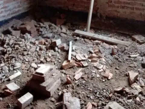 Casa 6 ambientes con 2 baños