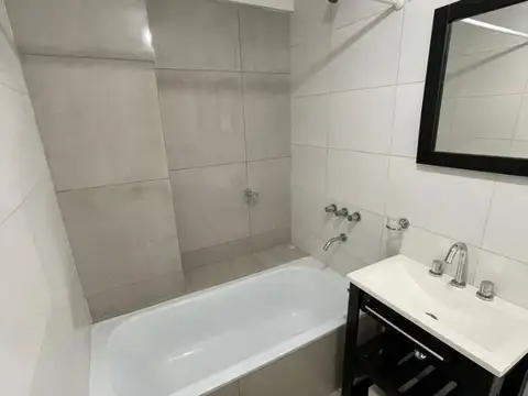 Departamento en Alquiler en Lanus Oeste, $ 450.000