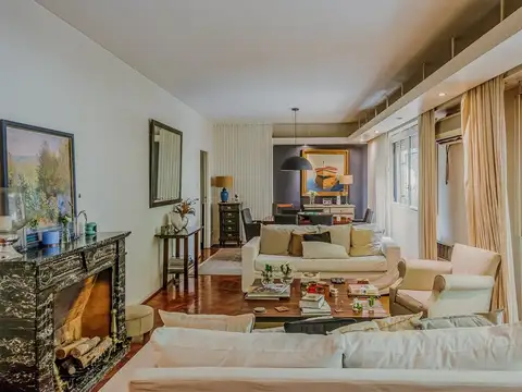 Departamento en Venta de 4 dormitorios