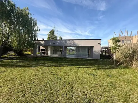 Venta casa San Sebastian - Cuan Propiedades