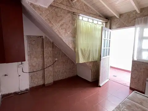 Depto Tipo Casa 3 ambientes con 1 baño